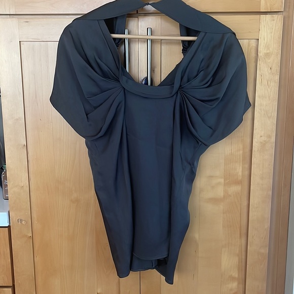 BCBG Runway Blouse - Picture 4 of 6